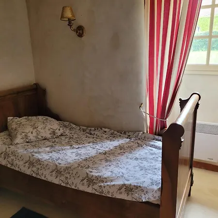 Metairie Feriehus Varaire